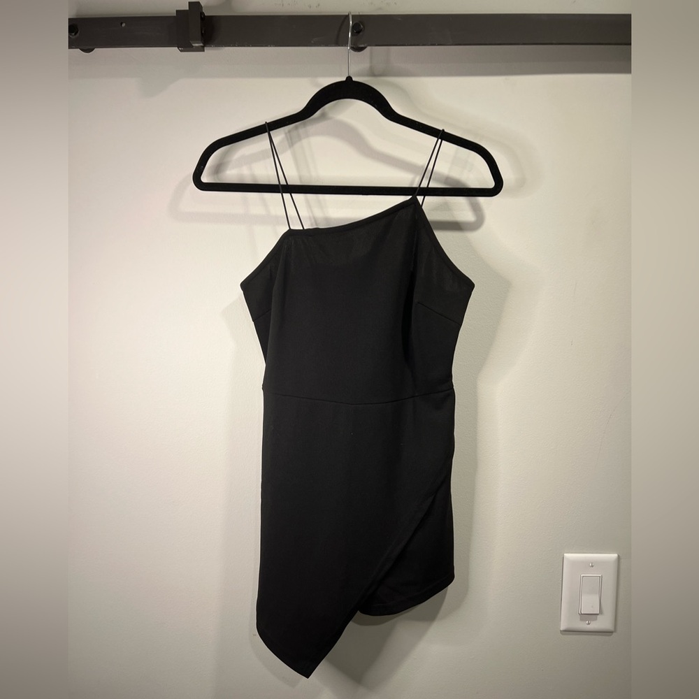 Zaful asymmetrical spaghetti strap black romper, size 4. Great condition.